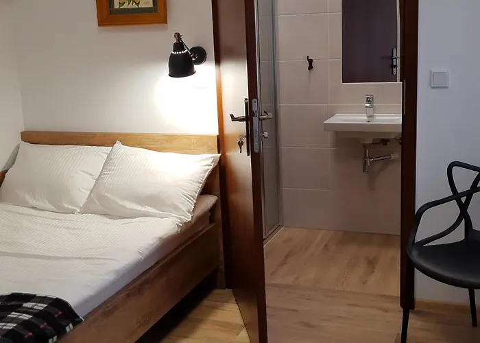 Pokoje Goscinne Restauracja Stary Mlyn * Trzebinia (Chrzanow)