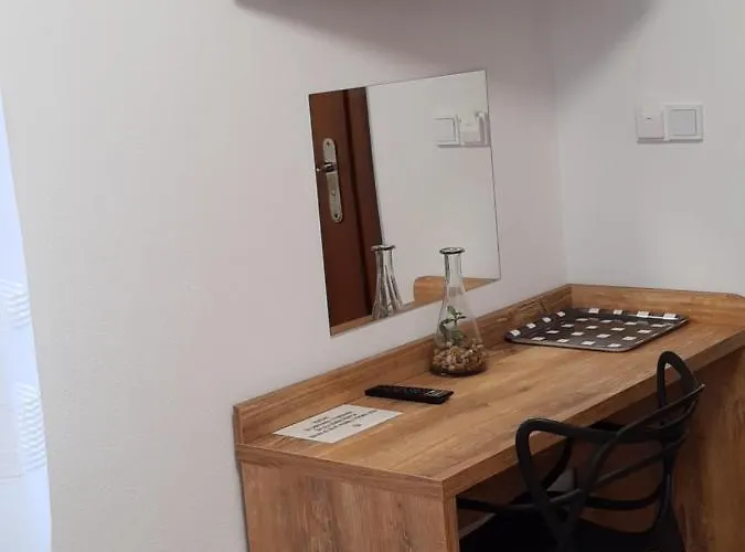 Pokoje Goscinne Restauracja Stary Mlyn Hotel *